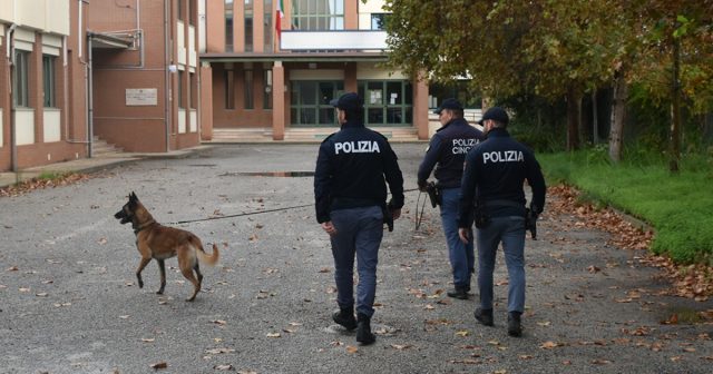 Scuole sicure, a Crotone 21.100 euro per prevenire lo spaccio vicino agli istituti